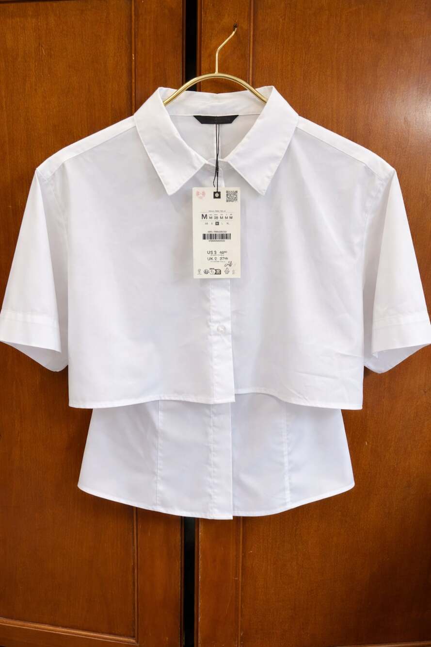 Zara Double Layered Short Sleeve Poplin Shirt in White
BEAND NEW with tags!